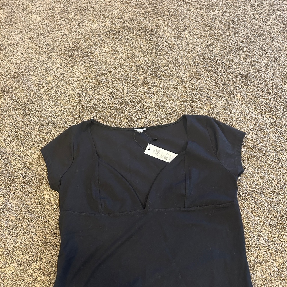 Garage Black Short Sleeve shirt, size large